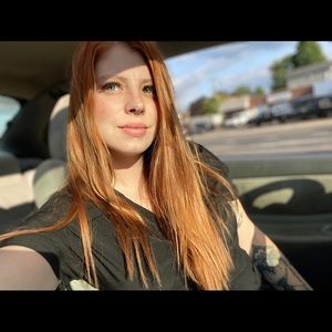 Meet your Posher, Holly